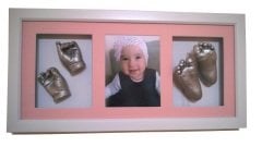 Çerçeveli, resimli, 3 bölmeli bebek 2 el-2 ayak izi heykeli seti Gümüş rengi - Pembe renkli paspartu