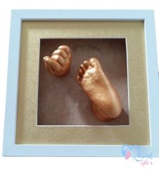 Beyaz çerçeveli bebek el ve ayak izi heykeli seti Altın rengi - Altın renkli paspartu