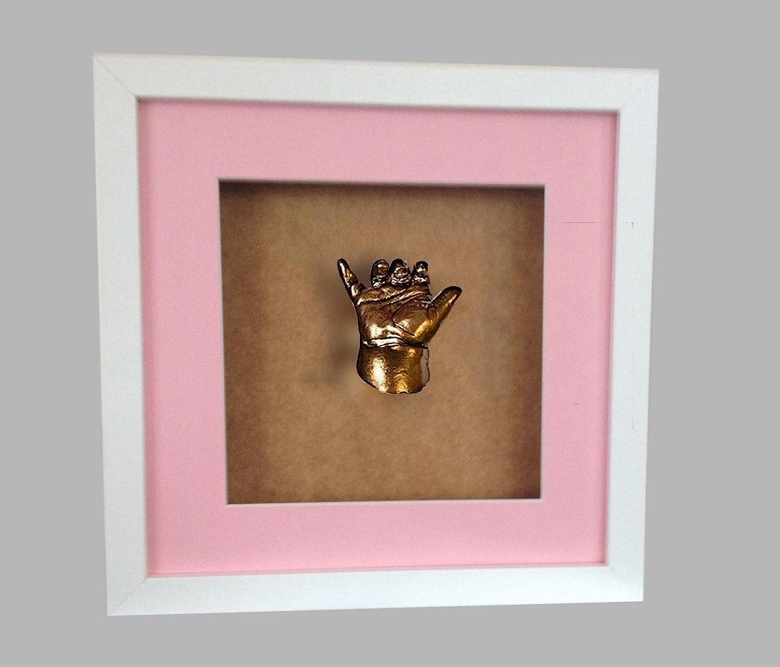 Beyaz çerçeveli çocuk el izi heykeli seti Altın rengi - Pembe rengi paspartu