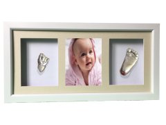 Beyaz çerçeveli, resimli, 3 bölmeli bebek el-ayak izi heykeli seti Gümüş rengi - Krem renkli paspartu