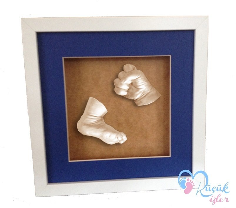 Beyaz çerçeveli bebek el ve ayak izi heykeli seti Ten rengi - Mavi renkli paspartu