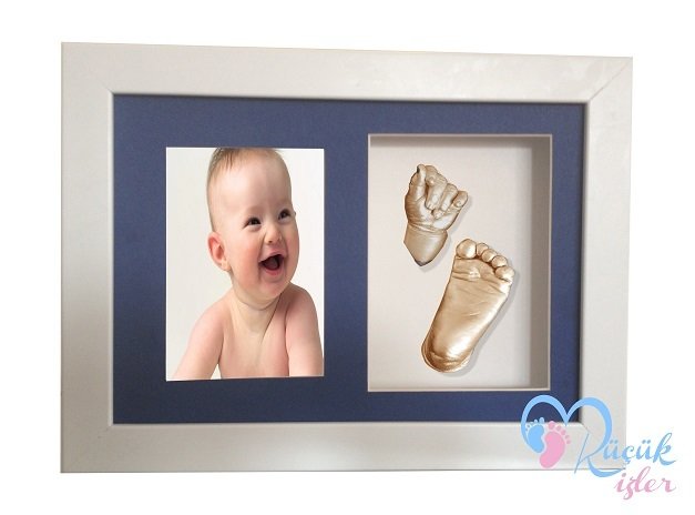 Beyaz çerçeveli resimli bebek el-ayak izi heykeli seti Ten rengi - Mavi renkli paspartu