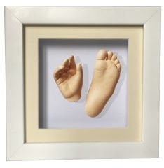 Beyaz çerçeveli bebek el ve ayak izi heykeli seti Ten rengi - Krem renkli paspartu