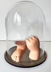 Cam fanuslu 3 boyutlu bebek el ve ayak izi heykeli seti Ten rengi